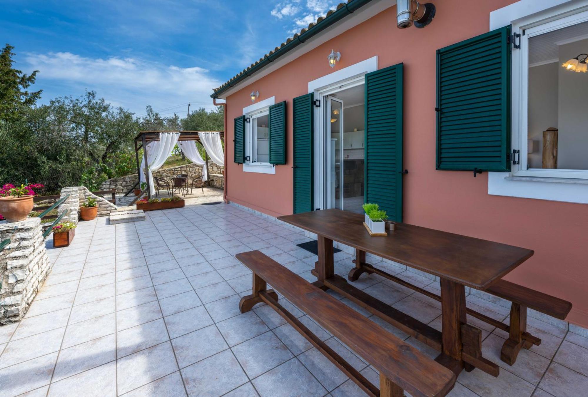 Villa Estia Ieromonachos Exteriör bild